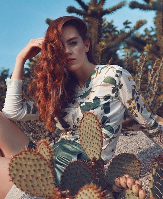 hanka_magenta_bratislava_autumn